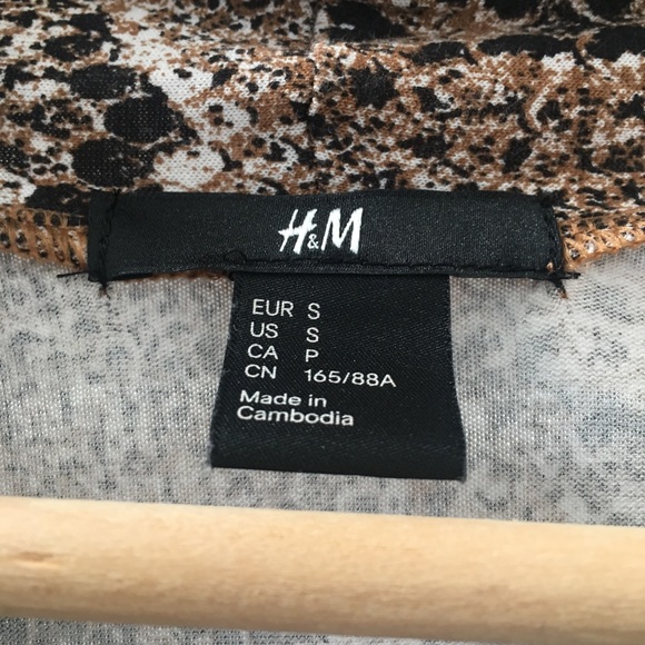 H&M animal print faux wrap dress - Picture 3 of 4